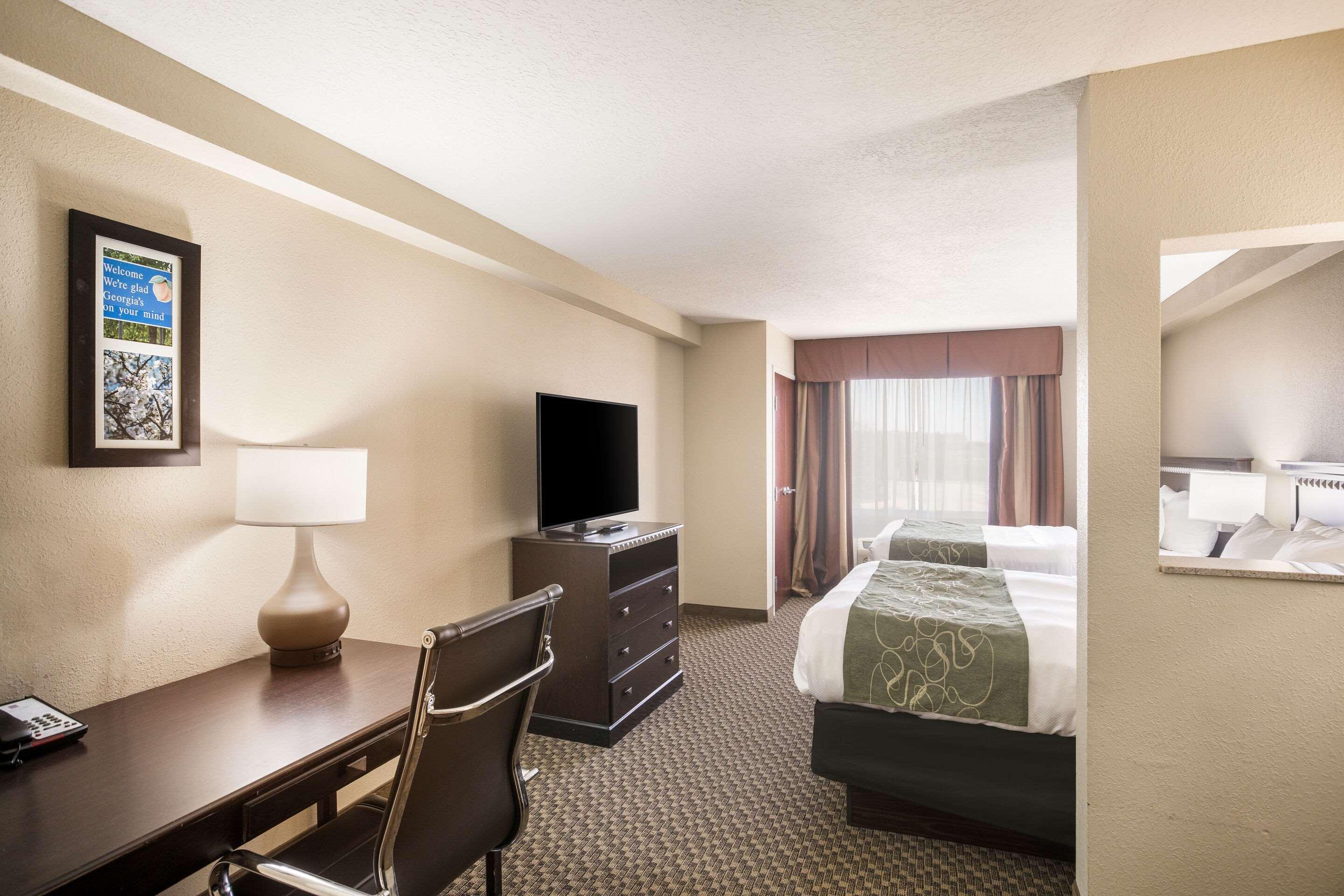 Comfort Suites Forsyth Near I-75 Exterior foto