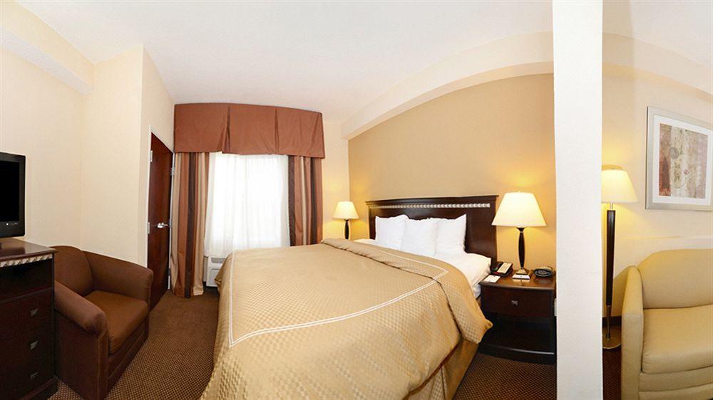 Comfort Suites Forsyth Near I-75 Exterior foto